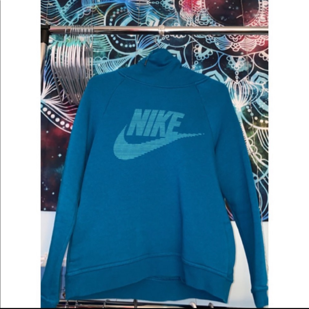 Nike tunnel hoodie